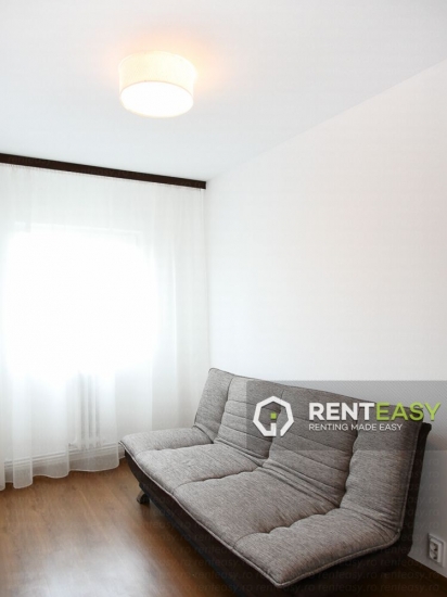 Apartament decomandat cu 3 Camere pentru Inchiriat in zona Podul de Fier