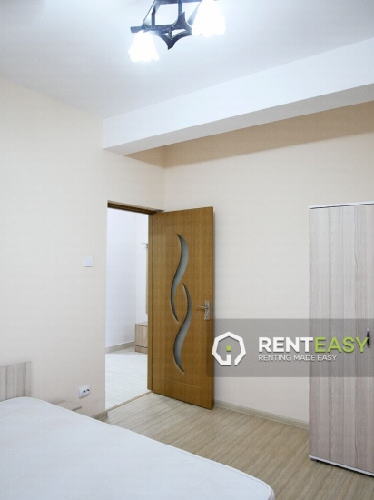 Apartament cu 3 Camere pentru Inchiriat in zona Sararie