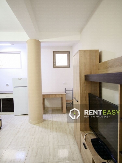 Apartament cu 3 Camere pentru Inchiriat in zona Sararie