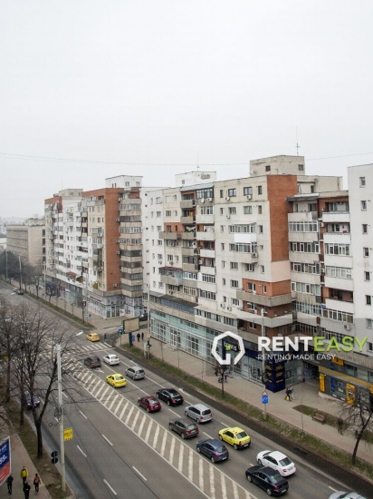 Apartament lux cu trei camere pentru inchiriat langa UMF