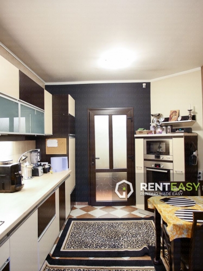 Vila de lux pentru Inchiriat in zona Tatarasi