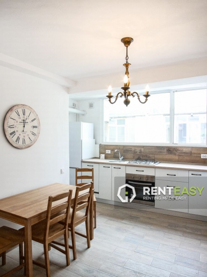Apartament 3 Camere Ultracentral pentru Inchiriat