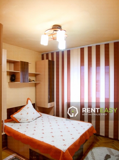 Apartament decomandat cu 3 camere pentru inchiriat in zona Palas