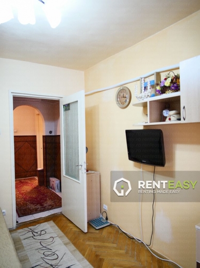 Apartament decomandat cu 3 camere pentru inchiriat in zona Palas