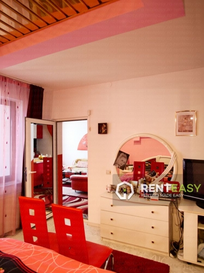 Apartament cu 3 camere pentru inchiriat in zona Mitropoliei