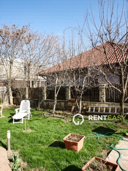 Apartament cu 3 camere pentru inchiriat in zona Mitropoliei