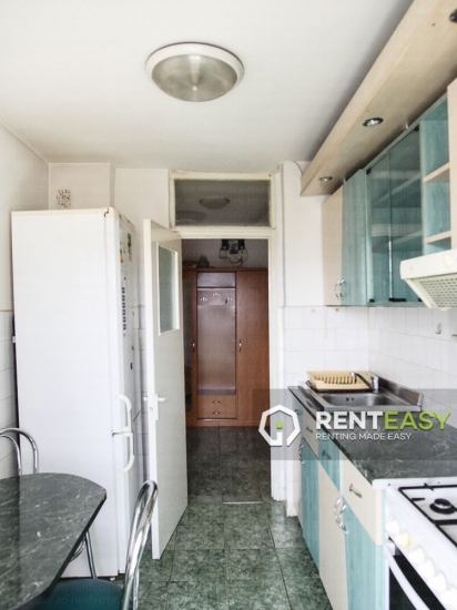 Apartament 2 camere in zona Podul de Fier de inchiriat