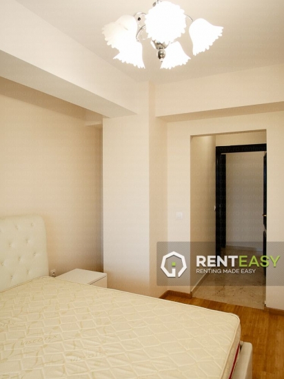 Apartament 3 camere lux in Bloc nou zona Copou de inchiriat