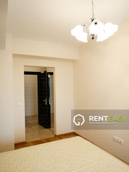 Apartament 3 camere lux in Bloc nou zona Copou de inchiriat