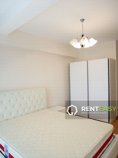 Apartament 3 camere lux in Bloc nou zona Copou de inchiriat