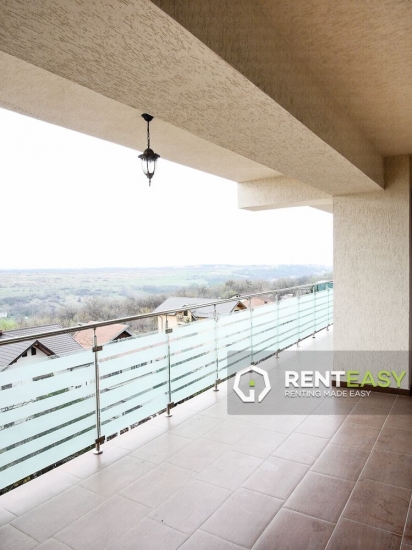 Apartament 3 camere lux in Bloc nou zona Copou de inchiriat