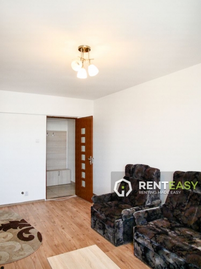 Apartament decomandat cu 3 camere de inchiriat in Piata Unirii