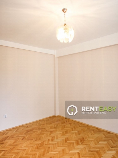 Apartament nemobilat cu o camera de inchiriat in Centru - Piata Unirii