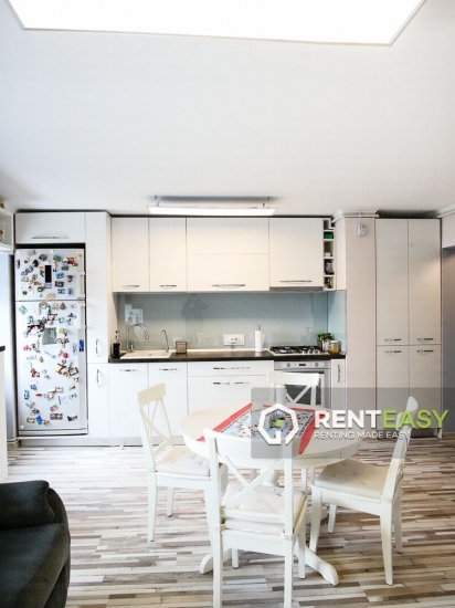 Apartament cu 3 camere de inchiriat in zona Palas