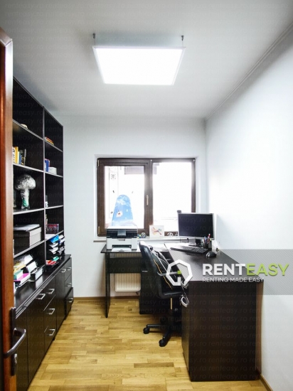 Apartament cu 3 camere de inchiriat in zona Palas