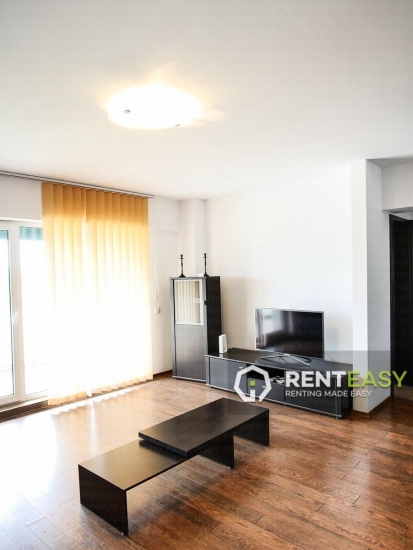 Apartament cu 4 camere de inchiriat in Centru - Podul de Fier