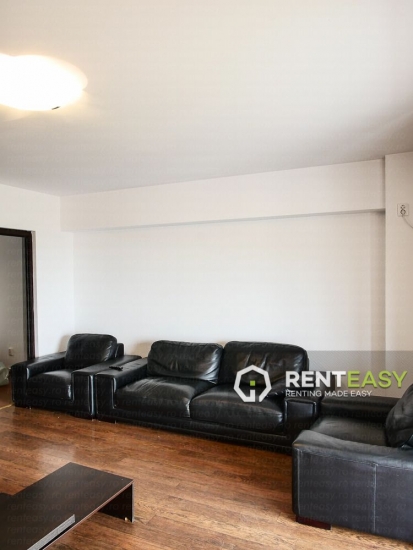 Apartament cu 4 camere de inchiriat in Centru - Podul de Fier