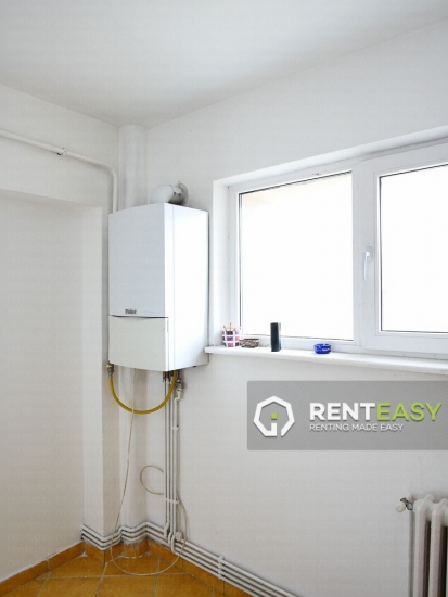 Apartament nemobilat cu 4 camere de inchiriat in Centru - Piata Unirii