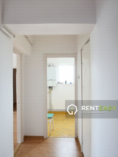 Apartament nemobilat cu 4 camere de inchiriat in Centru - Piata Unirii