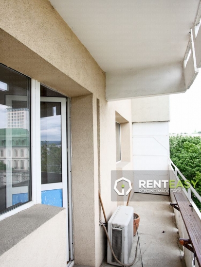 Apartament nemobilat cu 4 camere de inchiriat in Centru - Piata Unirii