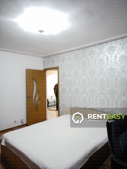Apartament cu 3 camere de inchiriat pe Independentei la 2 min de UMF