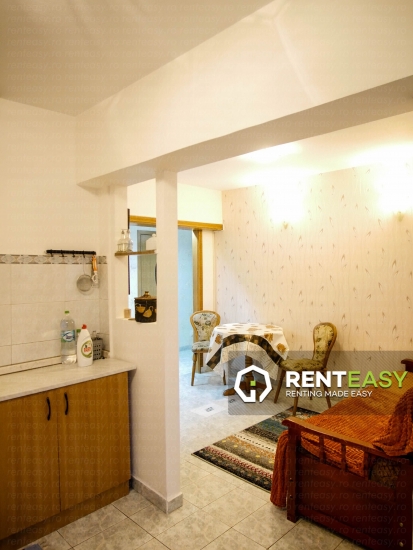 Apartament cu 3 camere de inchiriat pe Independentei la 2 min de UMF