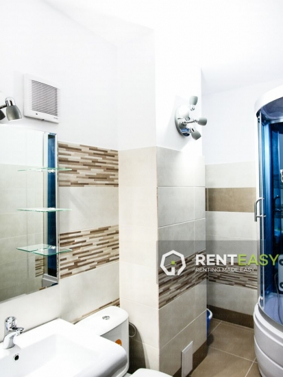 Apartament 3 camere de inchiriat pe Independentei langa UMF