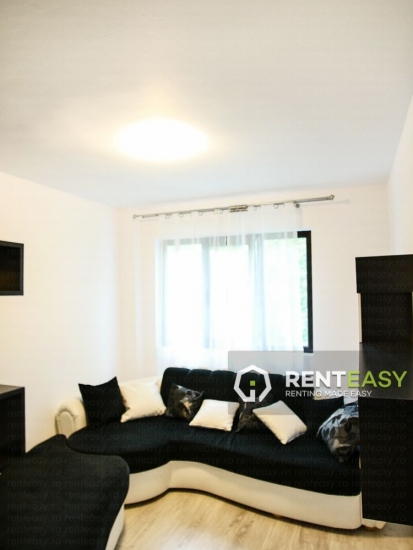Apartament 3 camere de inchiriat pe Independentei langa UMF