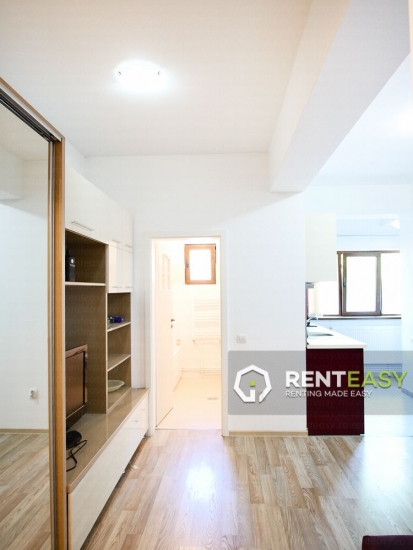 Apartament cu 3 camere de inchiriat in zona Tatarasi in bloc nou