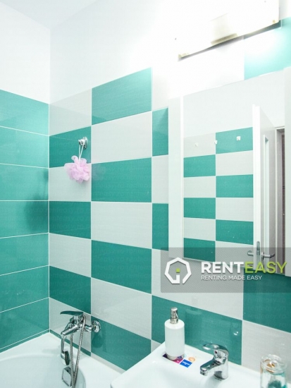 Apartament cu 2 camere de inchiriat in zona Centrala - bloc nou