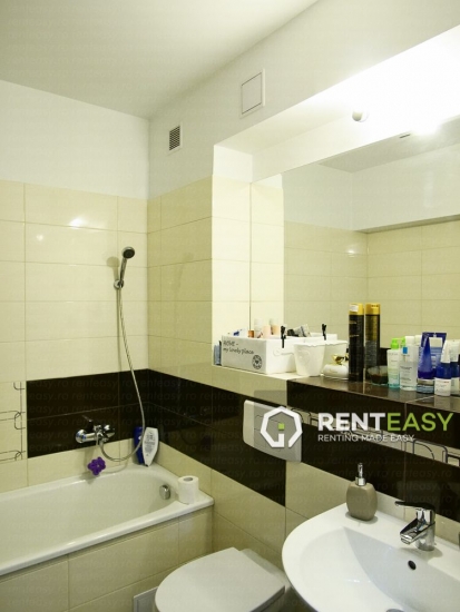 Apartament cu 2 camere de inchiriat in zona Podul de Fier - bloc nou