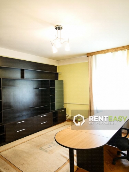 Apartament cu 3 camere de inchiriat in Tatarasi la vila