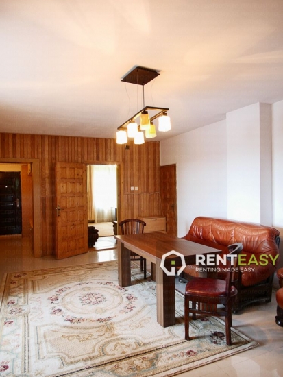 Apartament cu 3 camere de inchiriat in Tatarasi la vila