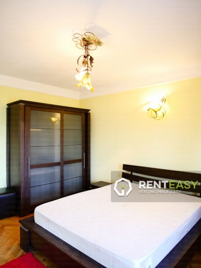 Apartament cu 3 camere de inchiriat in Tatarasi la vila