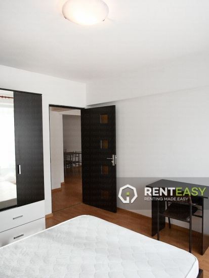 Apartament 3 camere de inchiriat in Piata Unirii langa UMF