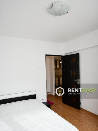 Apartament 3 camere de inchiriat in Piata Unirii langa UMF