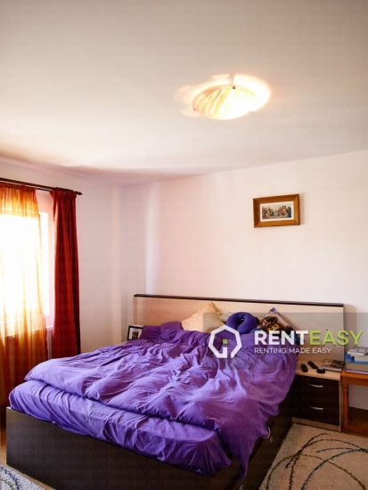 Vila cu 4 camere de inchiriat in zona Pacurari