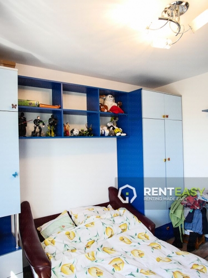 Vila cu 4 camere de inchiriat in zona Pacurari