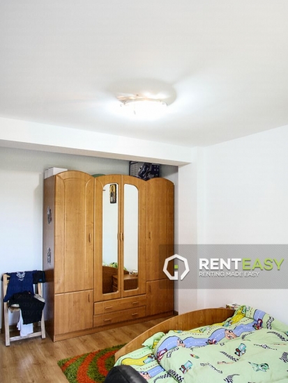 Vila cu 4 camere de inchiriat in zona Pacurari