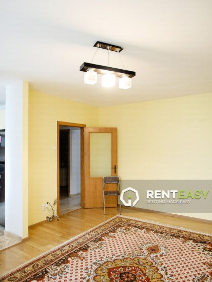 Apartament cu 4 camere de inchiriat in Pacurari