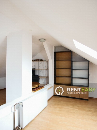 Apartament cu 4 camere de inchiriat in Pacurari