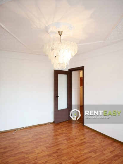 Apartament 3 camere de inchiriat in Centru - Targu Cucu