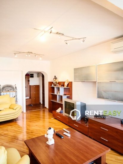 Penthouse ultracentral 130 mp de inchiriat