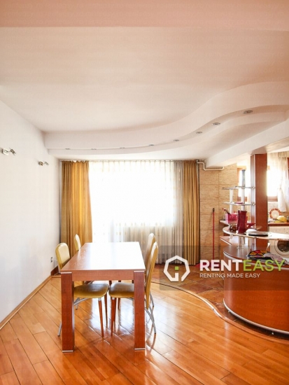 Penthouse ultracentral 130 mp de inchiriat