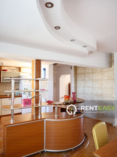 Penthouse ultracentral 130 mp de inchiriat