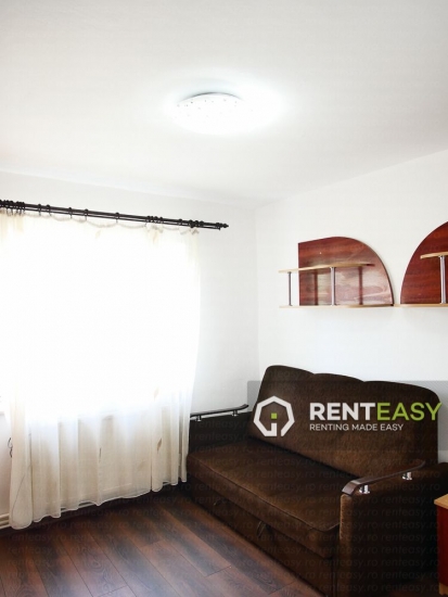 Apartament cu 2 camere in zona Podul de Fier de inchiriat