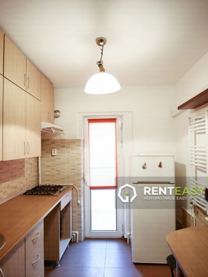 Apartament cu 2 camere in zona Podul de Fier de inchiriat