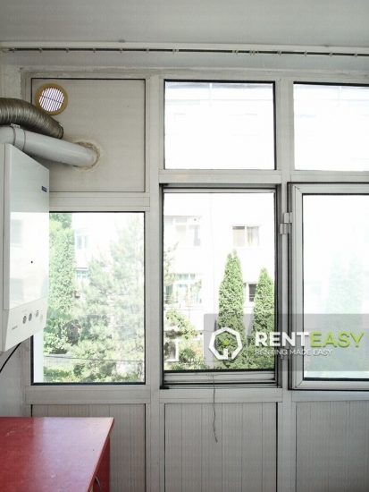 Apartament cu 2 camere in zona Podul de Fier de inchiriat