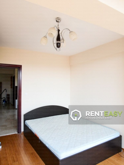 Apartament 2 camere in bloc nou Centru de inchiriat