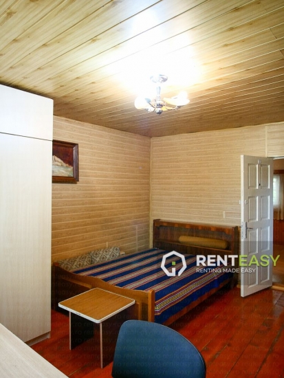 Apartament cu o camera la casa de inchiriat in Targu Cucu